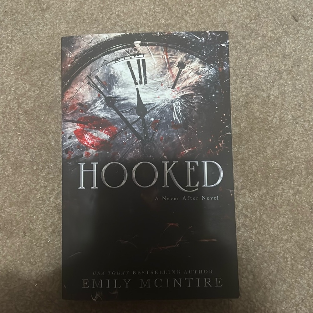 Hooked a never after novel